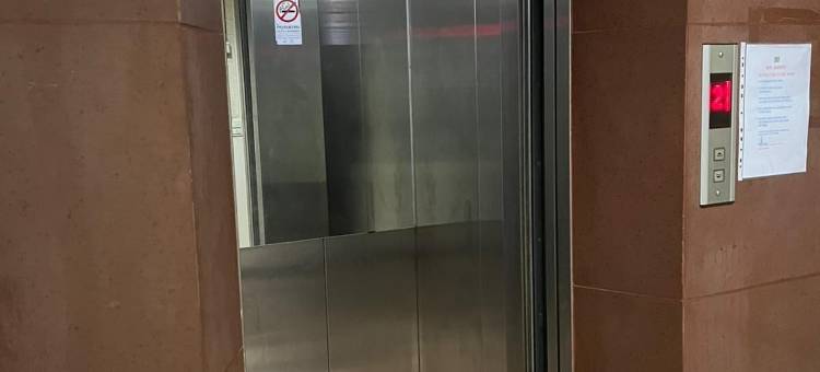 普拉图南索尼大厦酒店(Hotel Soni Mansion Pratunam)图片