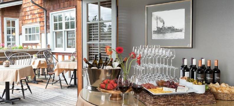 拉康纳频道小屋(La Conner Channel Lodge)图片