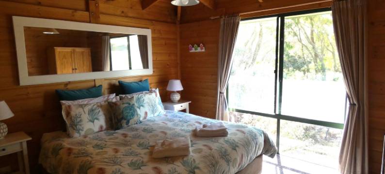 派珀海洋别墅酒店(Sandpiper Ocean Cottages)图片