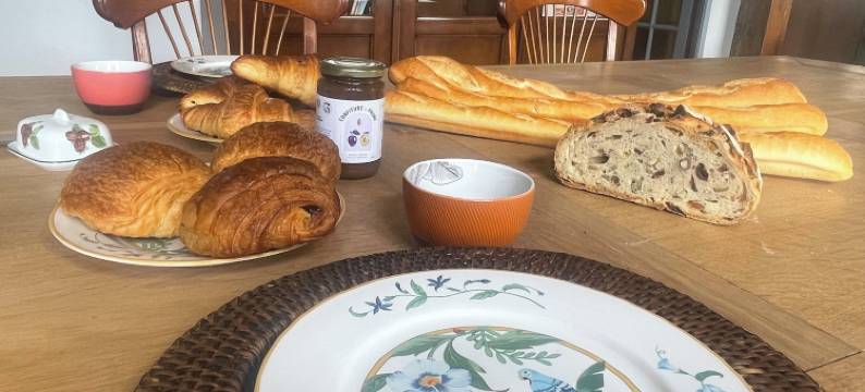 拉佩鲁什庄园(Domaine la Perruche Parenthèse poétique Vue Mont-Saint-Michel & Petit-déjeuner Festin)图片