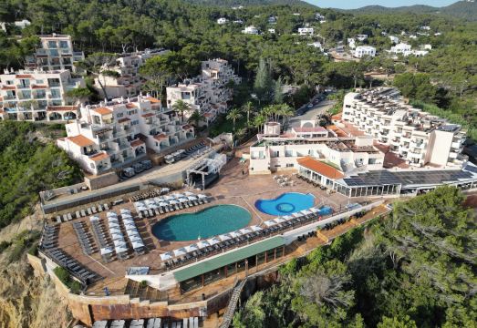 Invisa Hotel Club Cala VerdeHotel Overview