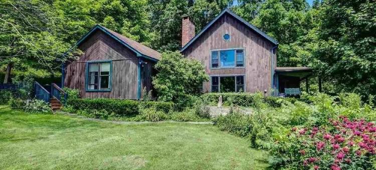 索格蒂斯占地53英亩的幽静艺术风19世纪农家乐(Secluded and Artful 1800s Farmhouse on 53 Acres, Saugerties)图片
