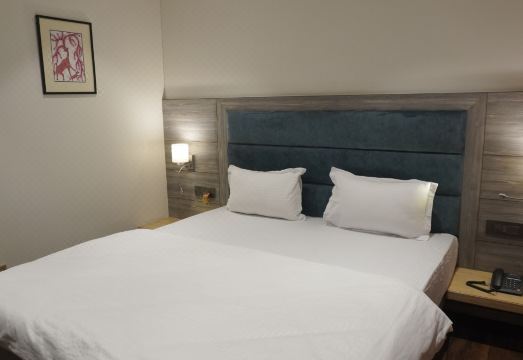 THE LEGACY Hotel Overview