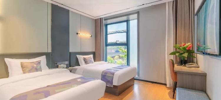 轻住·悦享酒店(西安大雁塔青龙寺地铁口店)图片