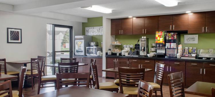 巴吞鲁日东I-12舒眠酒店(Sleep Inn Baton Rouge East I-12)图片