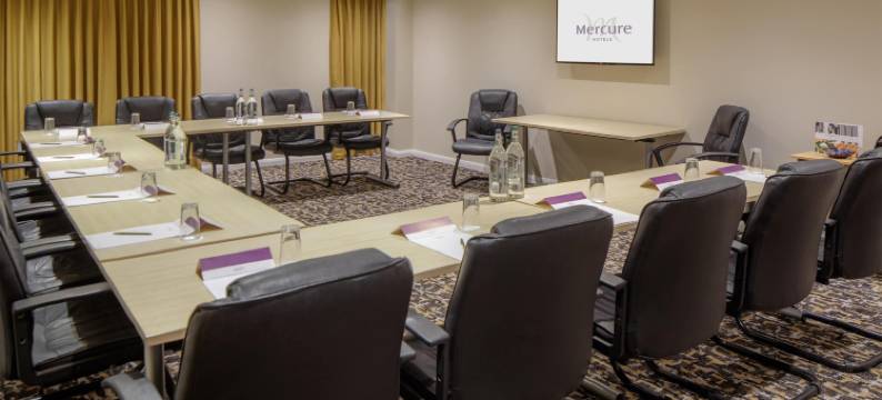 赫特菲尔德橡树美居酒店(Mercure Hatfield Oak Hotel)图片