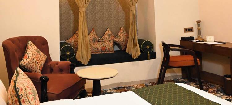 弗林达文卡丹布库提尔(Kadamb Kuteer Vrindavan)图片