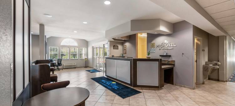 珠江斯-莱德尔温德姆麦客达套房酒店(Microtel Inn & Suites by Wyndham Pearl River/Slidell)图片