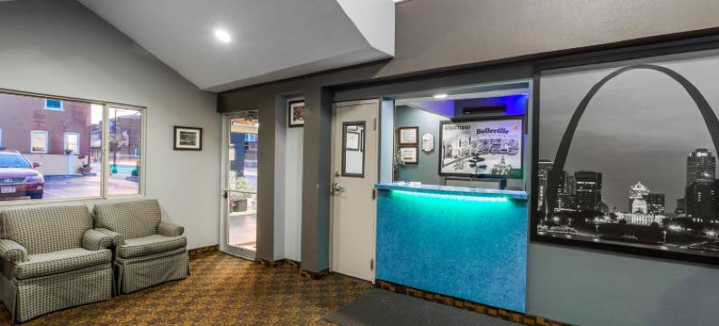 贝尔维尔圣路易斯地区速8酒店(Super 8 by Wyndham Belleville IL/St. Louis Area)图片