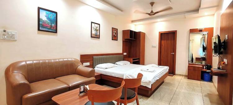 米拉摄政酒店(Hotel Meera Regency)图片