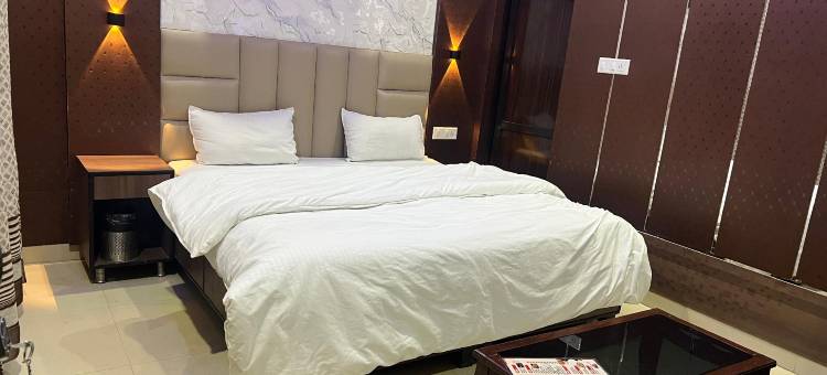 Goroomgo祝福旅馆贾兰达尔(Goroomgo Blessing Inn Jalandhar)图片
