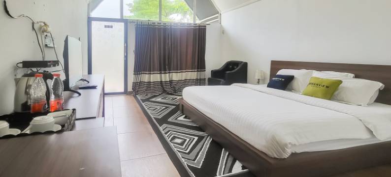 Urbanview Hotel Villa 36 Sukabumi图片