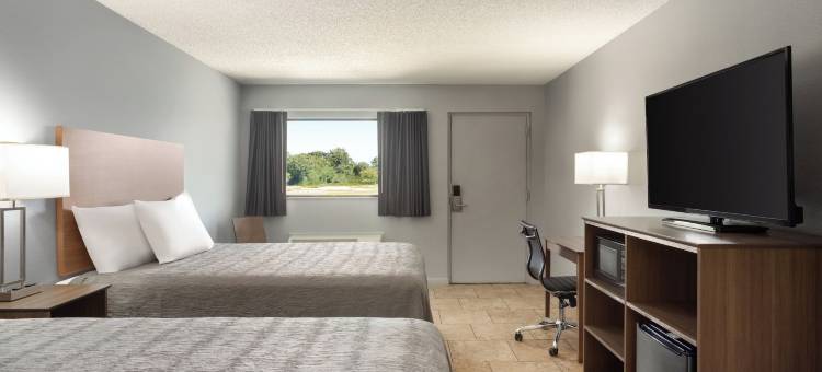 奥兰多阿珀卡家庭旅馆&套房(Home Inn & Suites Orlando-Apopka)图片