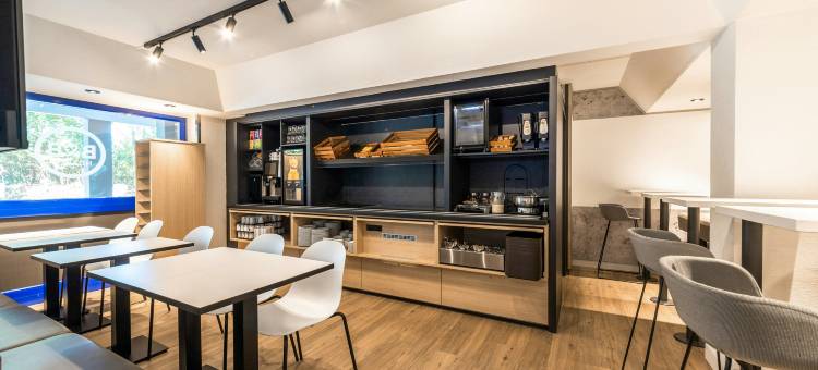 杜塞尔多夫-林托夫 B&B 酒店(B&B HOTEL Düsseldorf-Lintorf)图片
