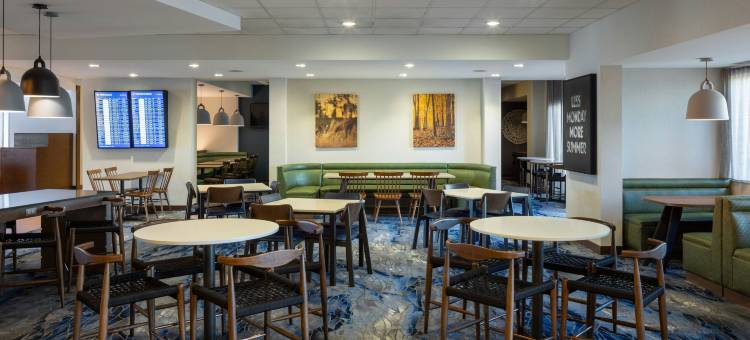 哥伦布机场万枫酒店及套房(Fairfield Inn & Suites Columbus Airport)图片