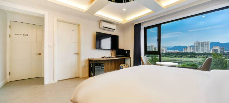 东村游乐园画廊酒店(Dongchon Amusement Park Gallery Hotel)图片