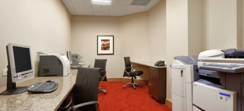 芝加哥奥黑尔罗斯蒙特希尔顿酒店(Hilton Rosemont Chicago O'Hare)图片