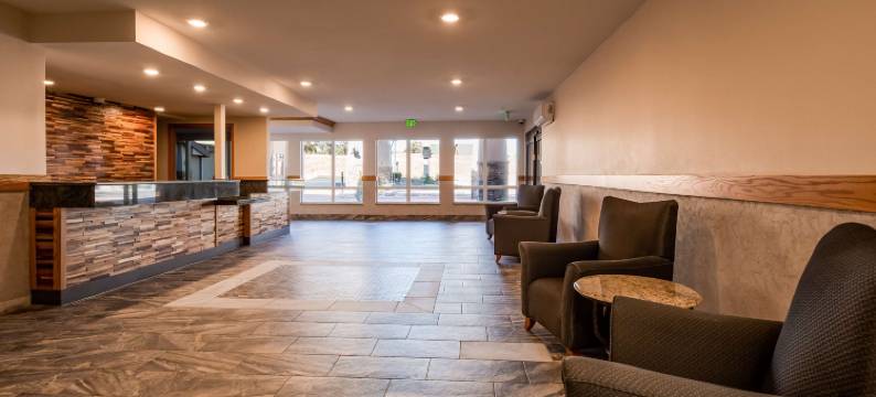 银色马鞍贝斯特韦斯特优质酒店(Best Western Plus Silver Saddle Inn)图片