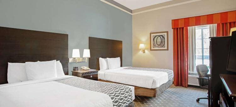 拉昆塔温德姆酒店套房PCB海滨棕榈(La Quinta by Wyndham PCB Coastal Palms)图片