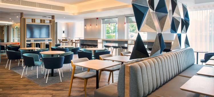 Holiday Inn Express Oxford Kassam Stadium, an IHG Hotel图片