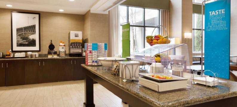 伯明翰-东艾恩戴尔欢朋套房酒店(Hampton Inn & Suites Birmingham East Irondale)图片