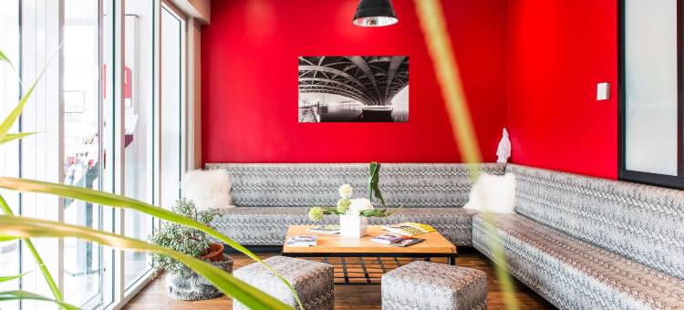 里昂东梅济约厄科尔斯博体育场基里亚德酒店(Kyriad Lyon Est - Stadium - Eurexpo)图片