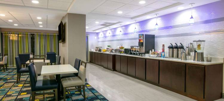 霍恩莱克南海文区拉昆塔温德姆套房酒店(La Quinta Inn & Suites by Wyndham Horn Lake / Southaven Area)图片