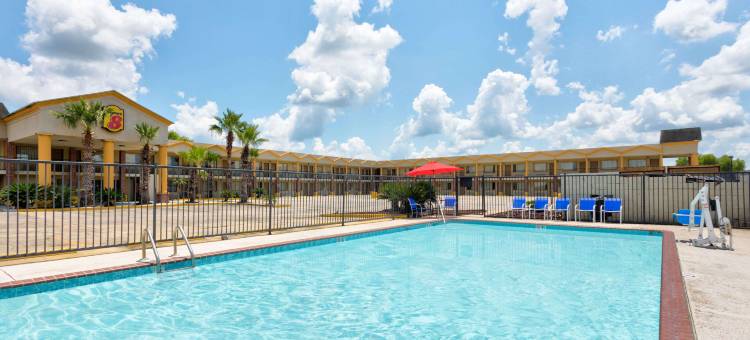 布鲁布里奇速8酒店(Super 8 by Wyndham Breaux Bridge)图片