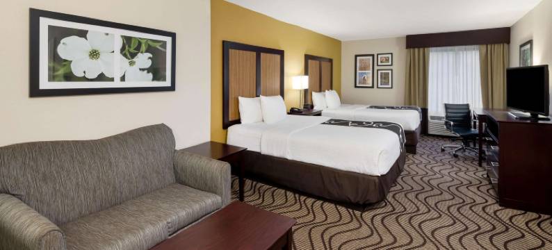 拉格朗日I-85拉昆塔温德姆套房酒店酒(La Quinta Inn & Suites by Wyndham LaGrange / I-85)图片