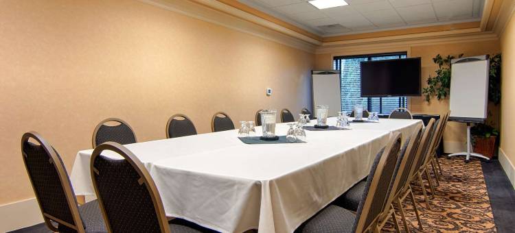 布里奇波特大酒店(Grand Hotel at Bridgeport)图片