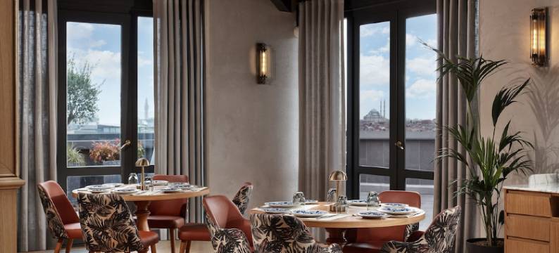 Adahan DeCamondo Pera, Autograph Collection图片