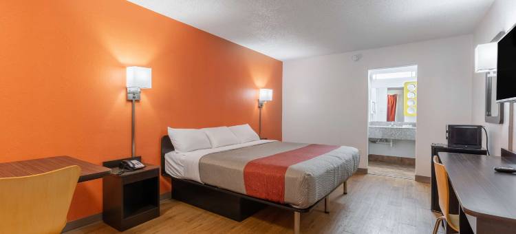 德克萨斯布赖恩 6 号汽车旅馆 - 大学区(Motel 6 Bryan, TX - University Area)图片