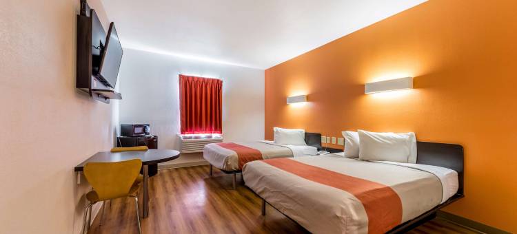 德克萨斯乔丹顿 6 号汽车旅馆(Motel 6 Jourdanton, TX)图片