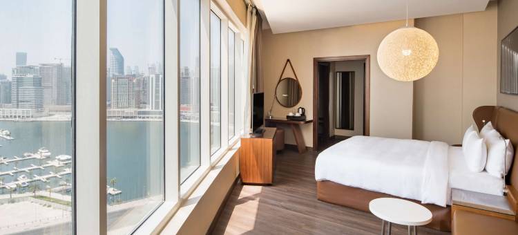 迪拜运河景观丽笙酒店(Radisson Blu Hotel Dubai Canal View)图片