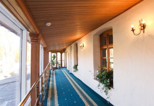 Old Estate Hotel & Spa Hotel Overview