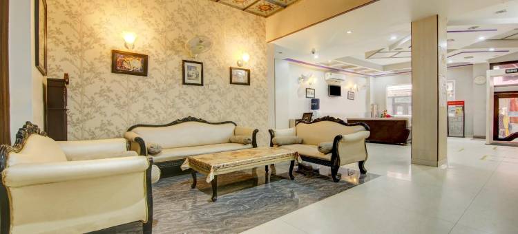 特雷布潮流罗克韦尔广场酒店(Treebo Rockwell Plaza)图片