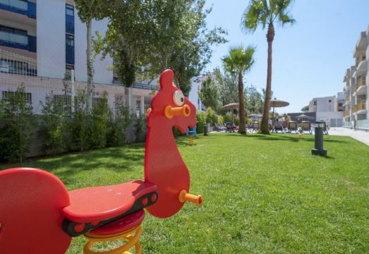 Rentalmar Pins Marina Hotel Overview