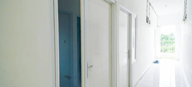 红色伙伴北卡永花园伊斯兰别墅酒店(Pekayon Garden House Syariah RedPartner)图片