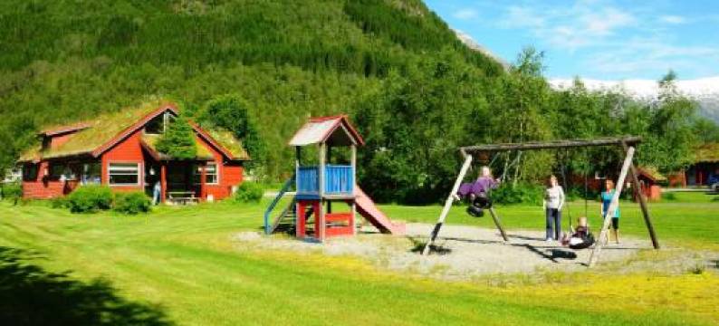 博伊姆营地山林小屋(Bøyum Camping)图片