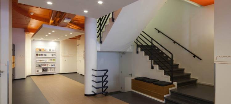 海牙市中心便捷酒店(easyHotel the Hague City Centre)图片