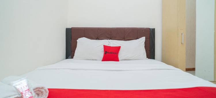 红多兹酒店靠近阿约萨里2号航站楼(RedDoorz Near Flyover Arjosari Malang)图片