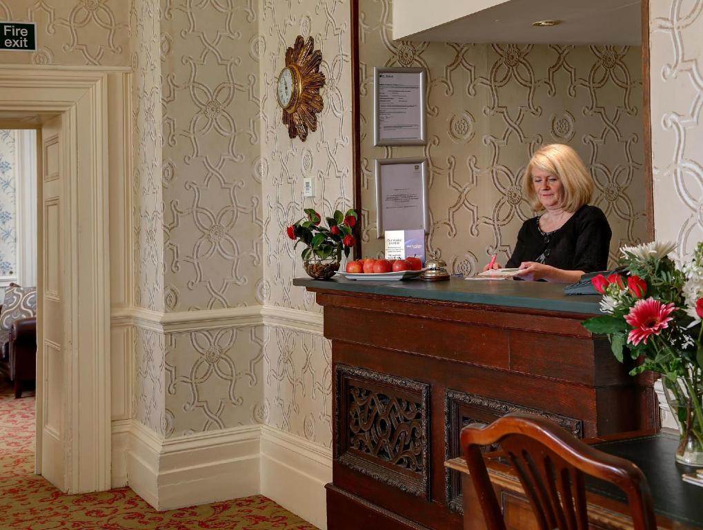 New House Country HotelOver view