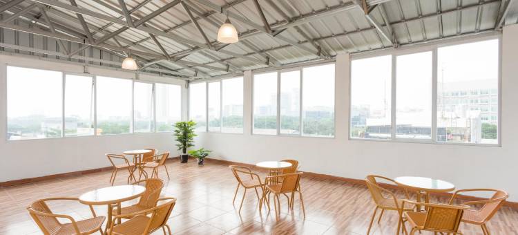 红多兹Plus酒店-BSD大道公寓(RedDoorz Plus @ Boulevard Residence BSD)图片