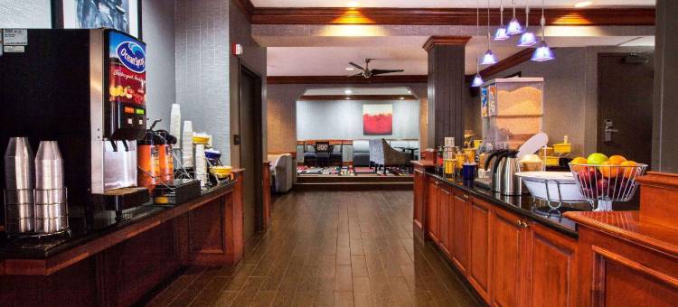 泰勒戴斯套房酒店(Days Inn & Suites by Wyndham Tyler)图片