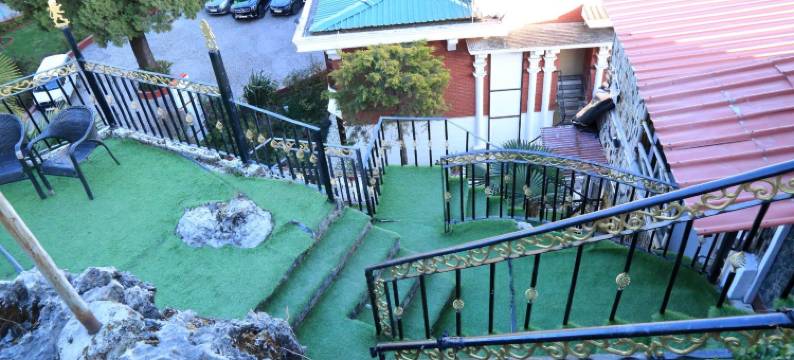 银拱舒适酒店，慕苏里(Comfort Inn Silver Arch Hotel, Mussoorie)图片