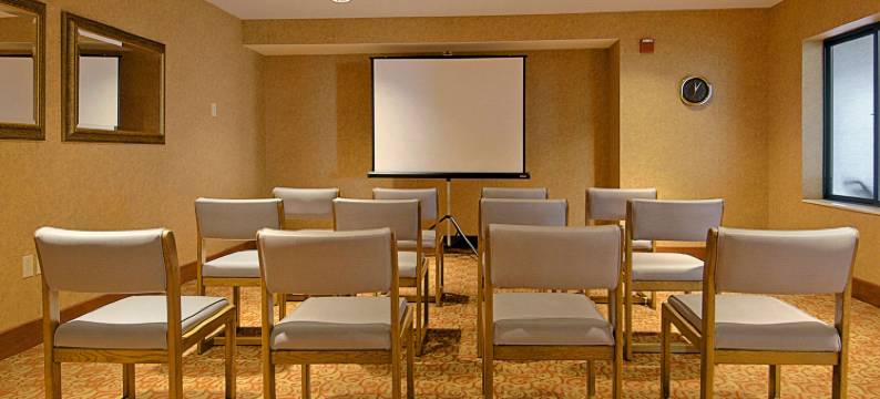 威斯康星戴尔华美达酒店(Ramada by Wyndham Wisconsin Dells)图片