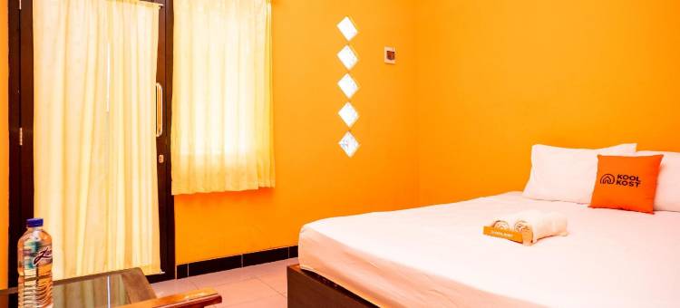 库尔科斯特伊斯兰酒店-近特加尔特兰斯马特(KoolKost Syariah Near Transmart Tegal)图片