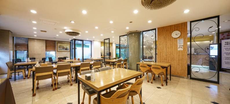 荣州丰基旅游酒店(Yeongju Punggi Tourist Hotel)图片