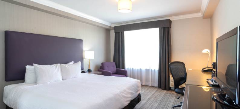 卡尔加里南珊德曼套房酒店(Sandman Hotel & Suites Calgary South)图片