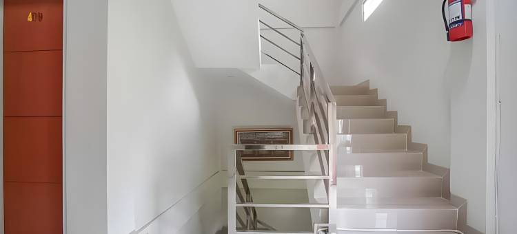 红多兹普拉斯酒店-近巨港机场3号(RedDoorz Plus Near Palembang Airport 3)图片